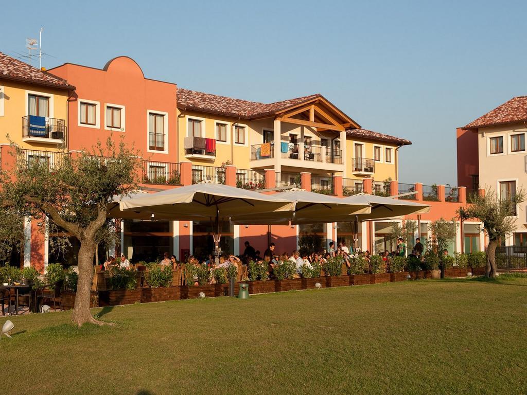 Th Lazise - Hotel Parchi Del Garda Extérieur photo